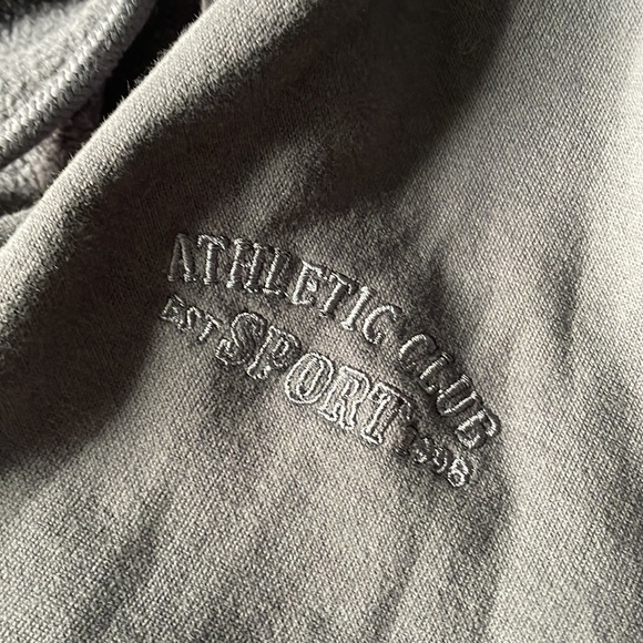 Grey zip up - Picture 5 of 5